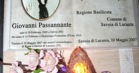 SPECIALE PASSANNANTE 2 – 17 Novembre 1878-17 novembre 2018: 140 anni dall’attentato al re Umberto I. L’OFFESA ALLA MEMORIA