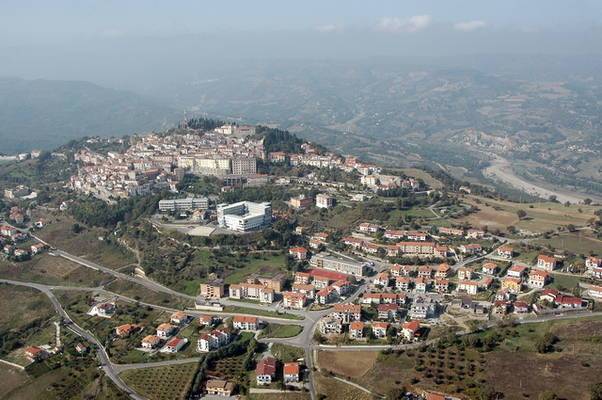 Chiaromonte, il borgo del Sambuco e del mischiglio