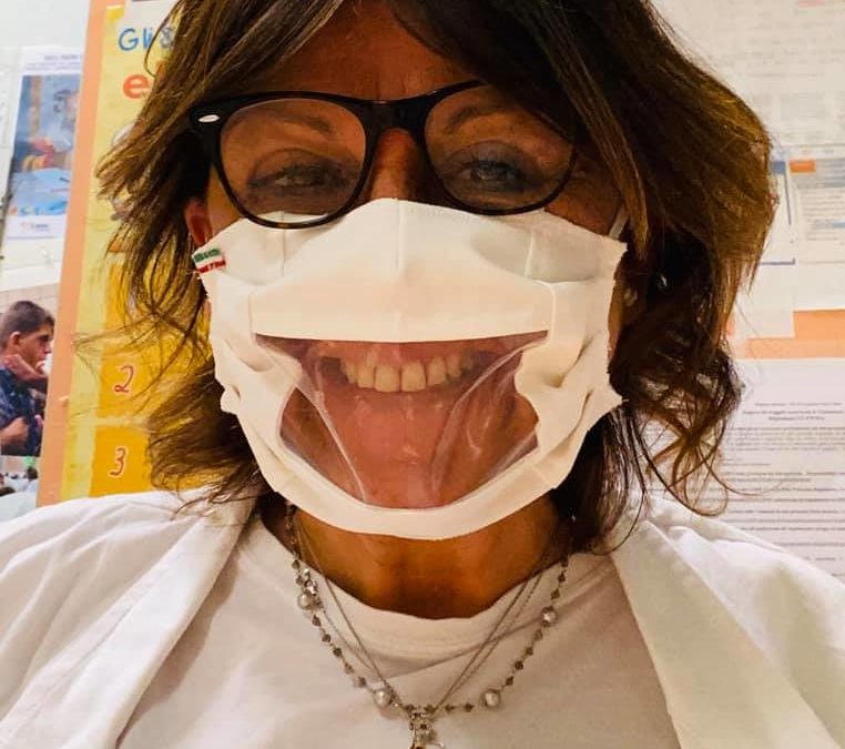 I sorrisi di Paola ai suoi pazienti non solo nel tempo del Covid-19: l’esempio che arriva da Chieti