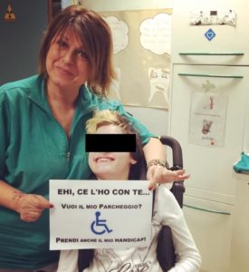 La dr.ssa Esposito con una sua paziente 